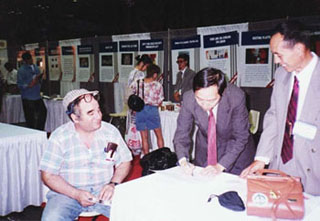 ������������ŦԼ������������ɫ��ҽҩ�̽���