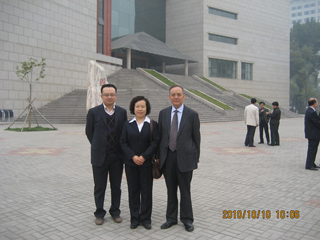 ������Ժ���͹�����ҽʦ��ϵ���������ٽ��ں�Ӱ